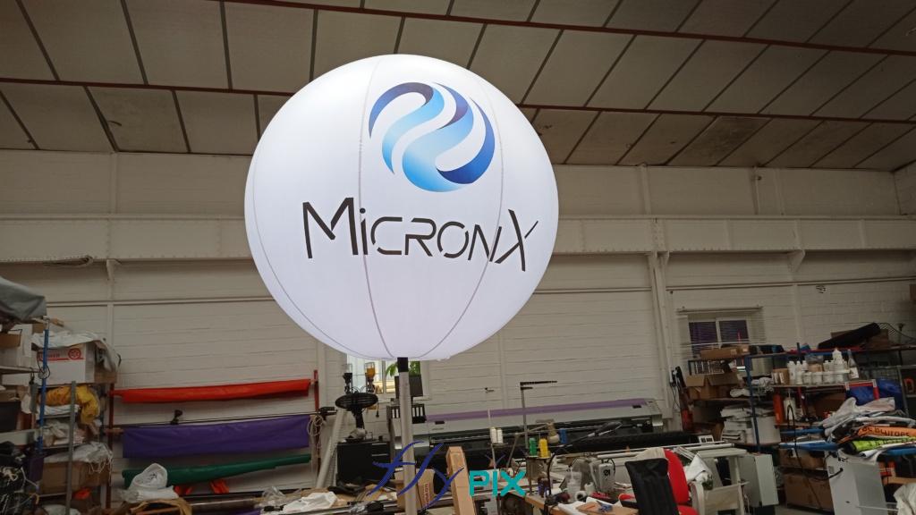 Ballon sur mat télescopique H=6 m Sphère air captif PVC 0.18 mm MICRONX pour exposition et stand salon professionnel