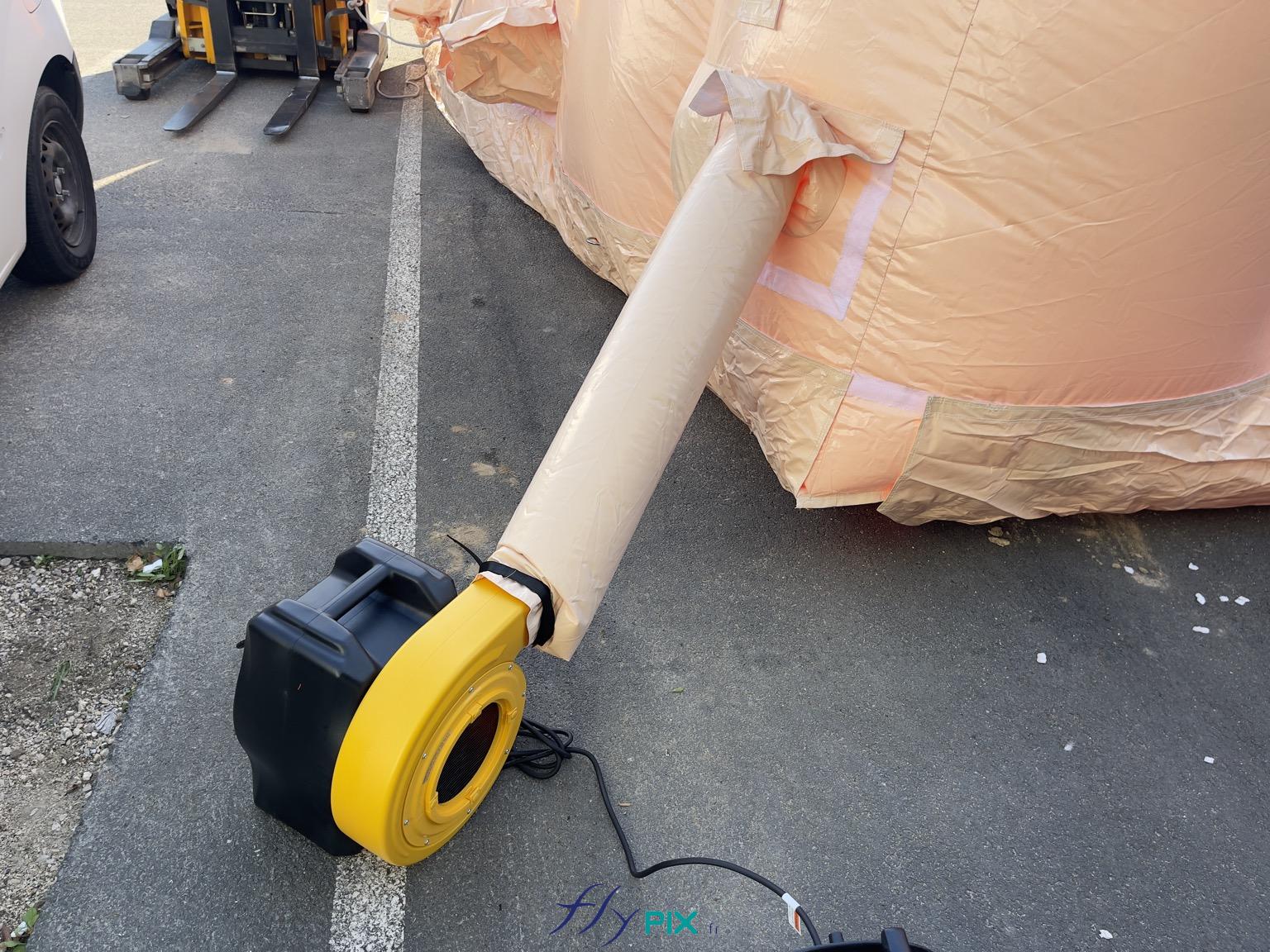 FLYPIX turbine electrique pendant phase gonflage grand hangar gonflable militaire tunnel demi lune enveloppe pvc 045 mm double peau capitonnee 11