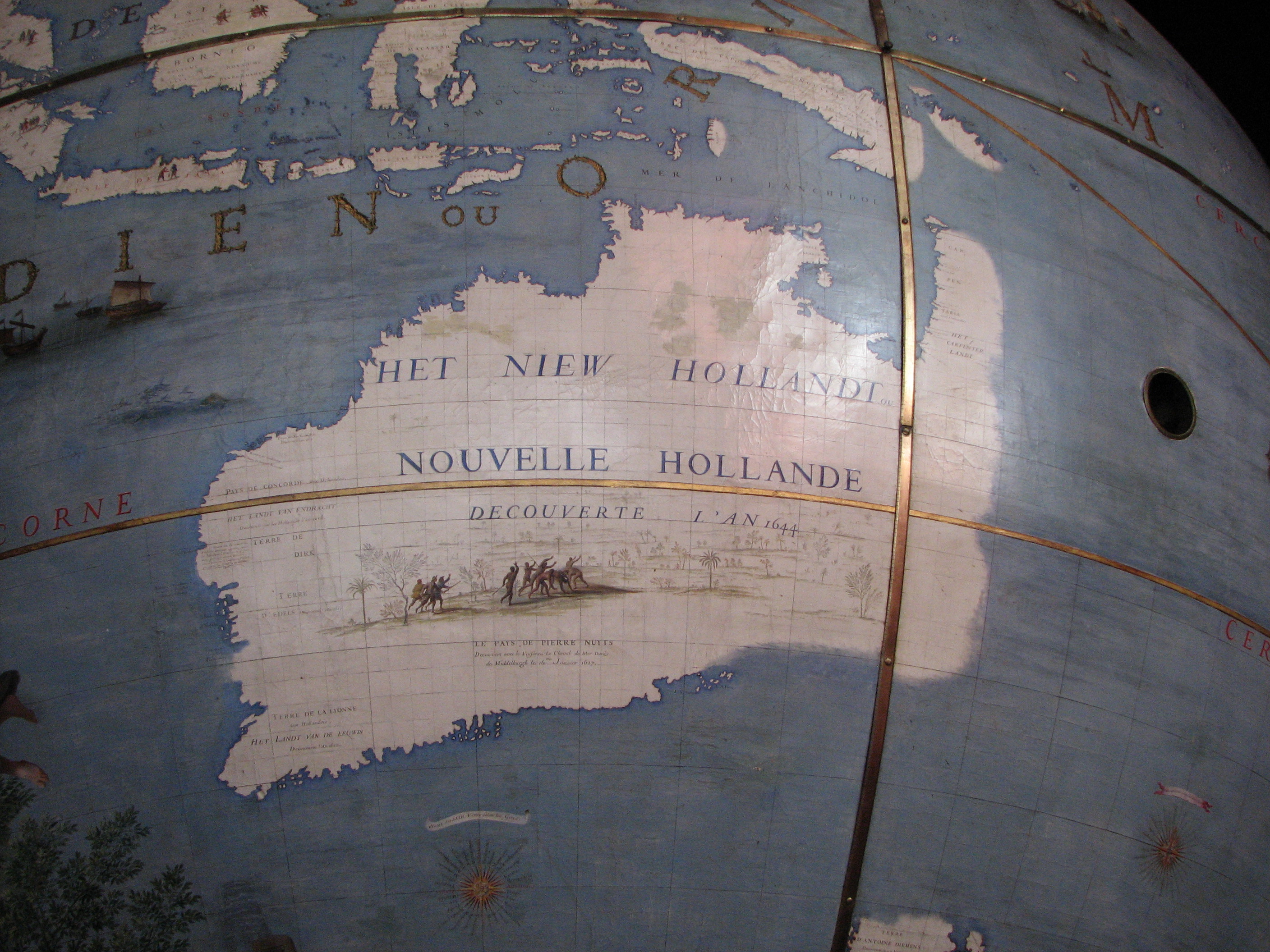 Globe Coronelli Map of New Holland