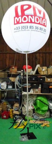 Ballon lumineux en PVC sur mât télescopique alu